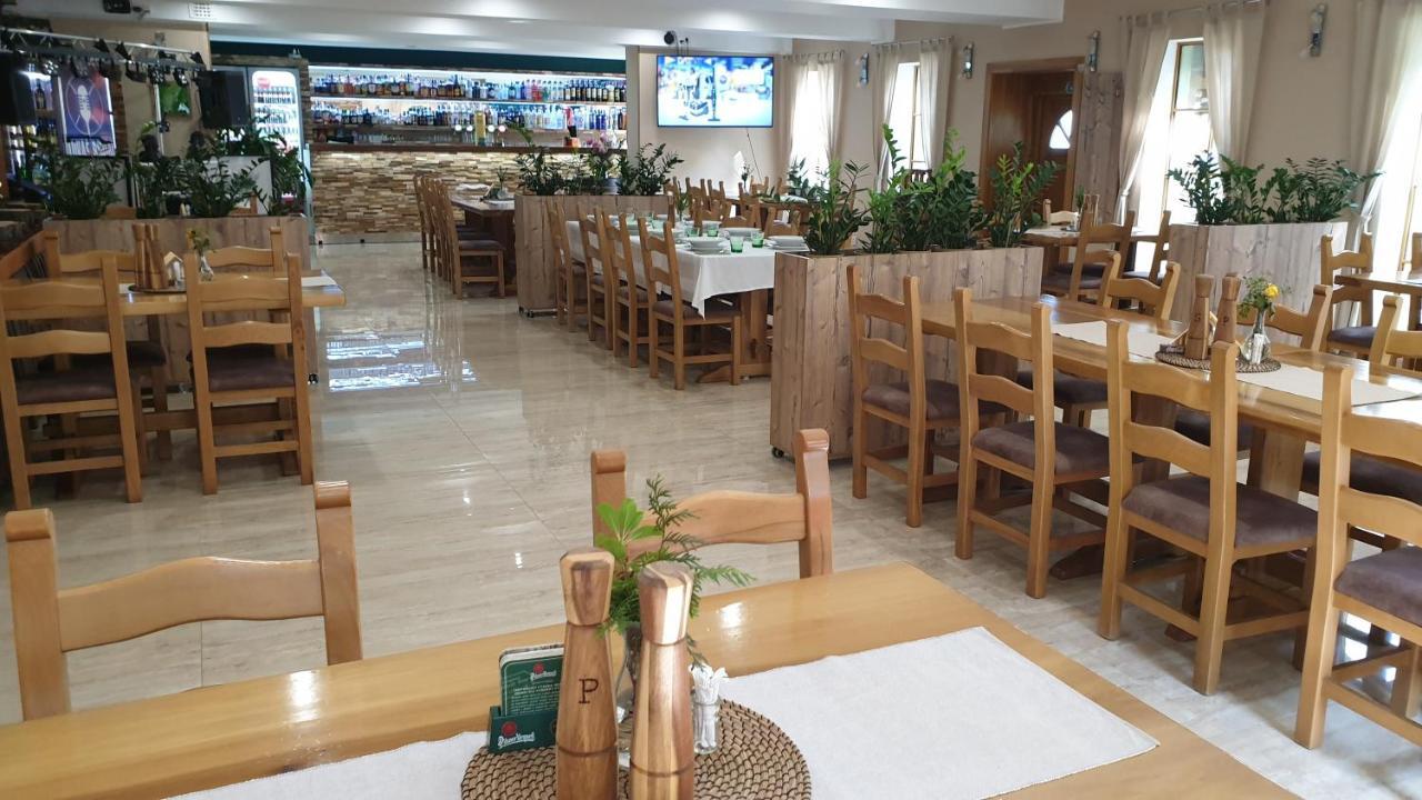 Forrest Hotel Chomutov Exterior foto