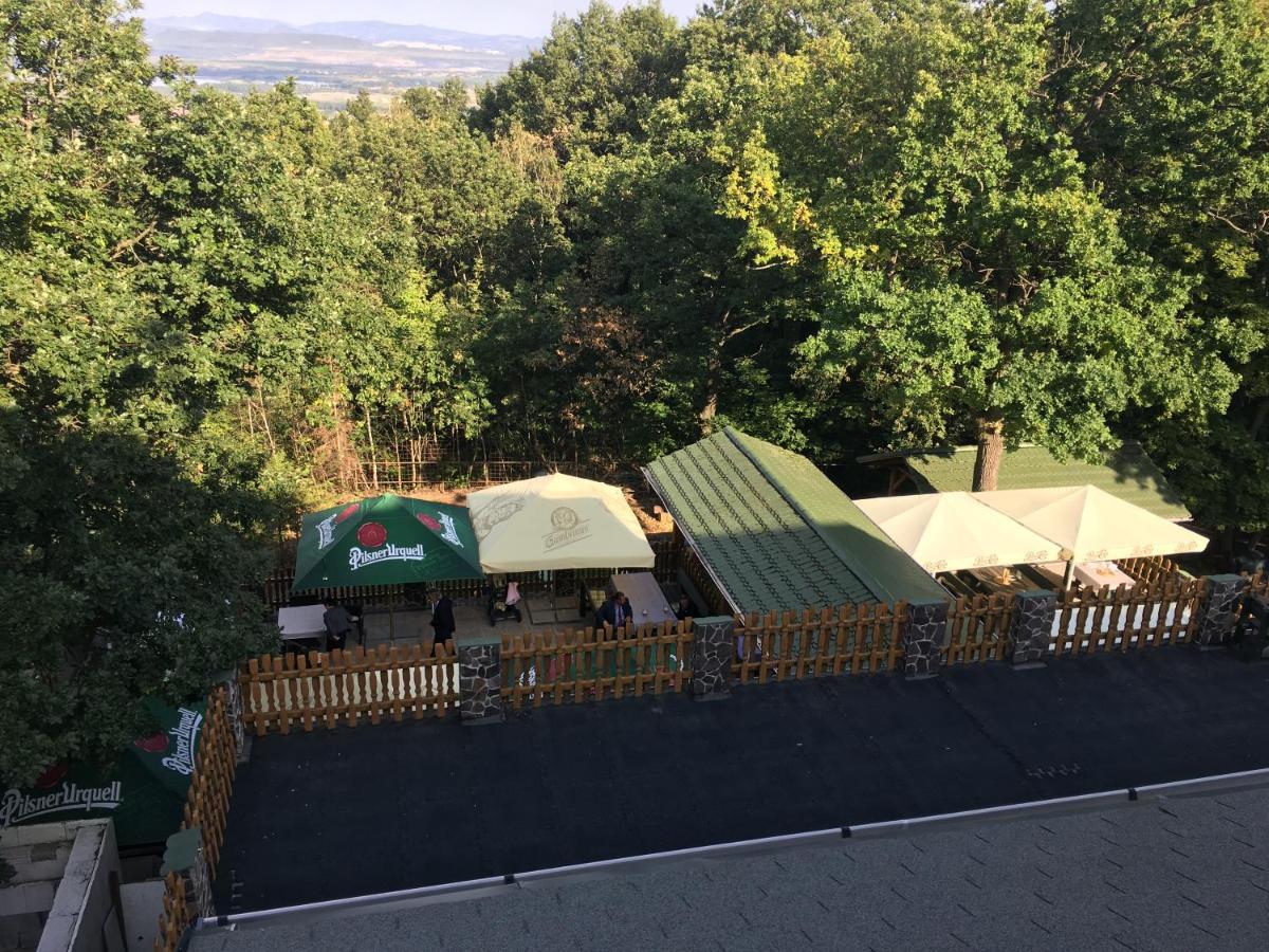 Forrest Hotel Chomutov Exterior foto